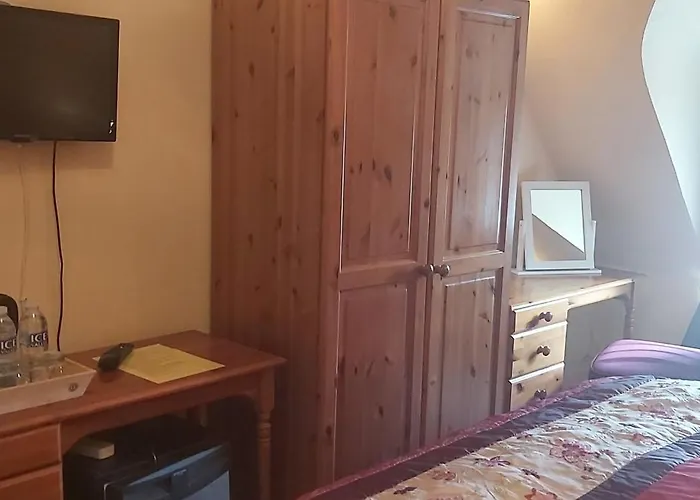 Cranborne Guest Accommodation Exclusively For Adults