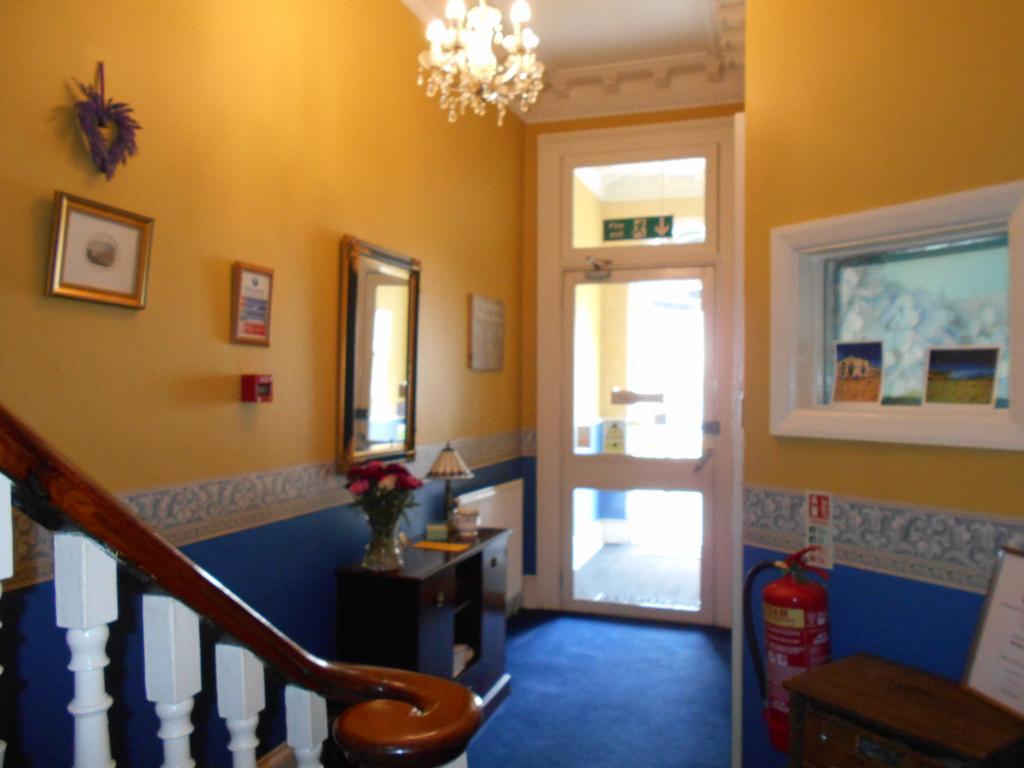 Gasthuis Cranborne Guest Exclusively For Adults